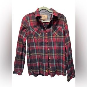 Legendary Whitetails maroon/plaid shirt Size S